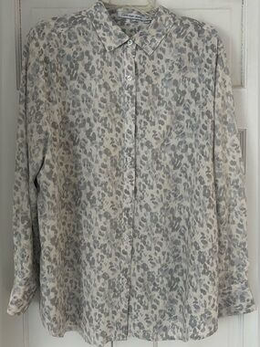 Calvin Klein Jeans XL Button Front Blouse Soft Gray Abstract Print